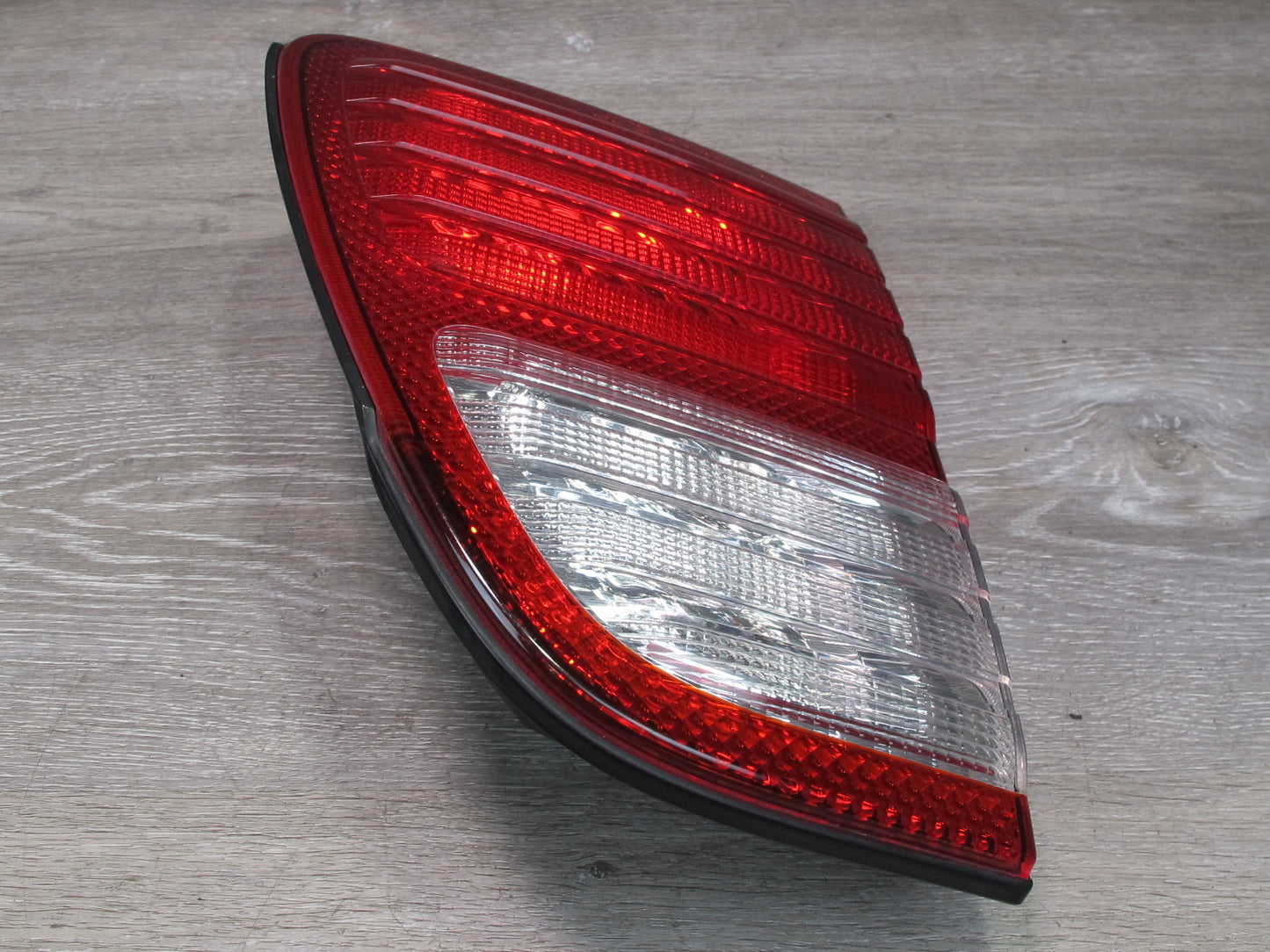 1998-2006 Lexus UZJ100L LX470 Rear Left Driver Side Inner Tail Light Lamp