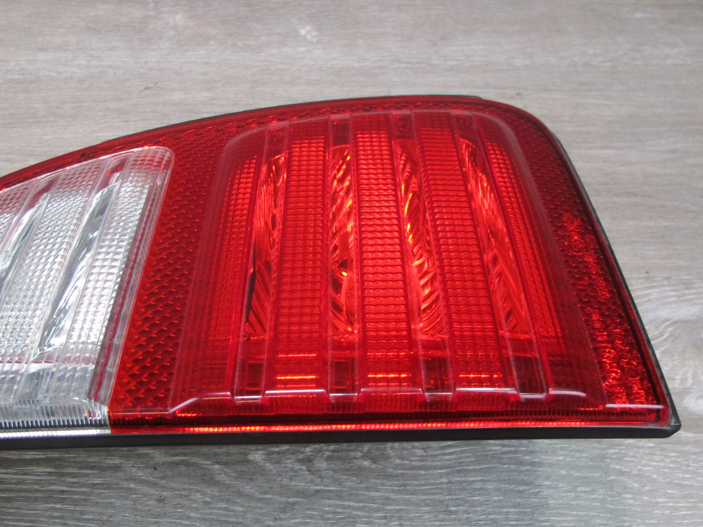 1998-2006 Lexus UZJ100L LX470 Rear Left Driver Side Inner Tail Light Lamp