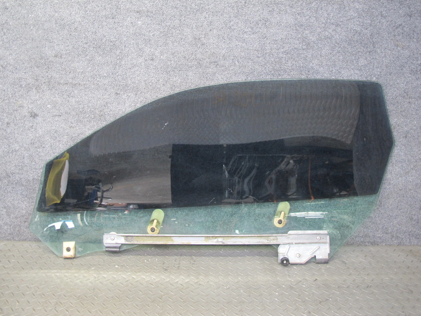 93-02 Chevrolet Camaro Coupe Front Right Passenger Door Glass Window Tinted OEM