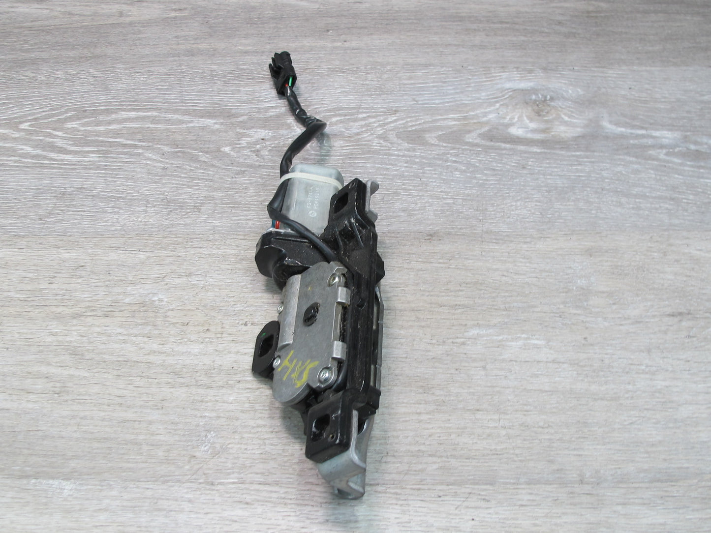 2008-2014 BMW E71 E72 X6 Rear Trunk Lid Power Lock Drive Motor Mechanism 7114613