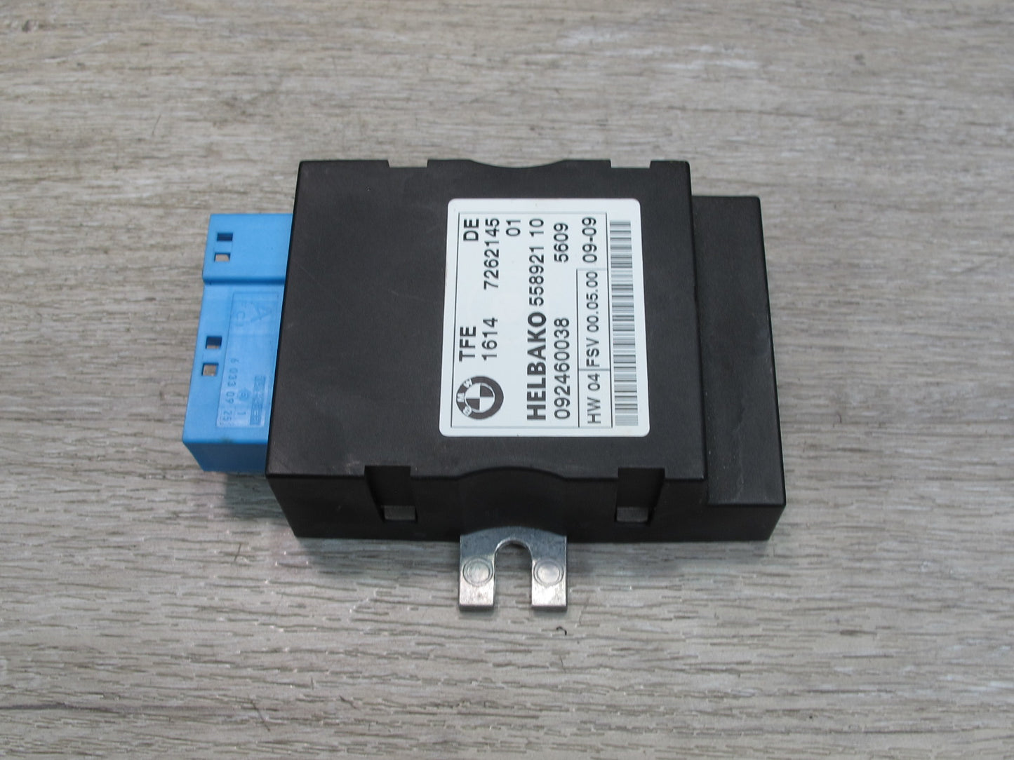 2010-2011 BMW E72 X6 Hybrid Front Fuel Pump Control Module 7262145