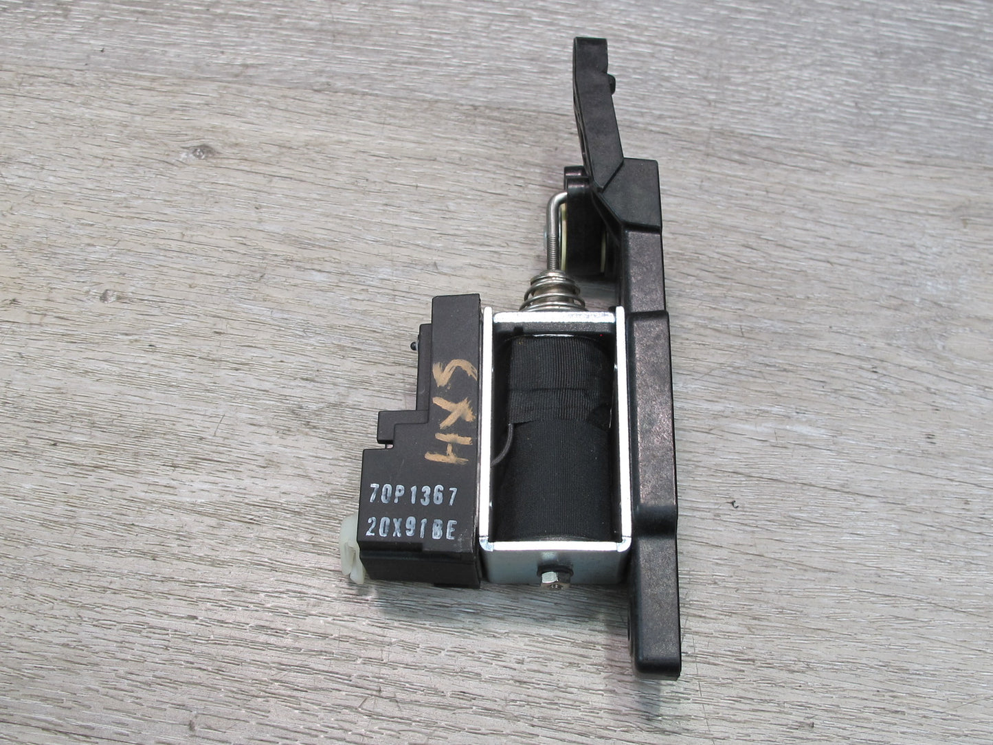 2008-2014 BMW E71 E72 X6 Glove Box Lock Latch
