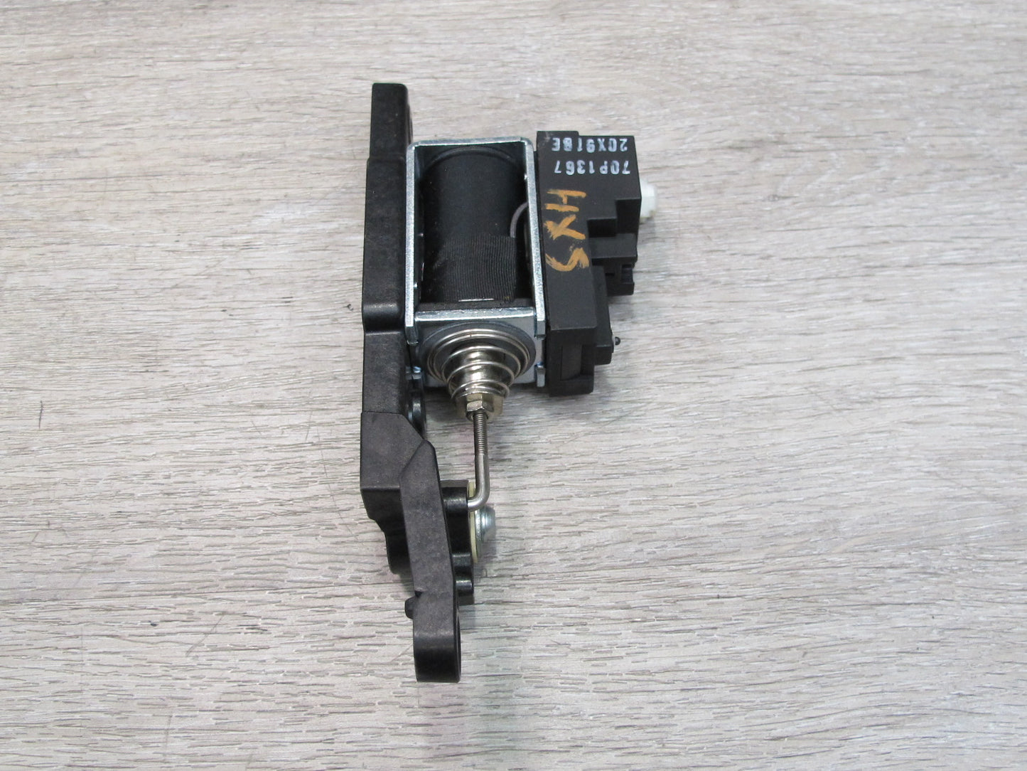 2008-2014 BMW E71 E72 X6 Glove Box Lock Latch
