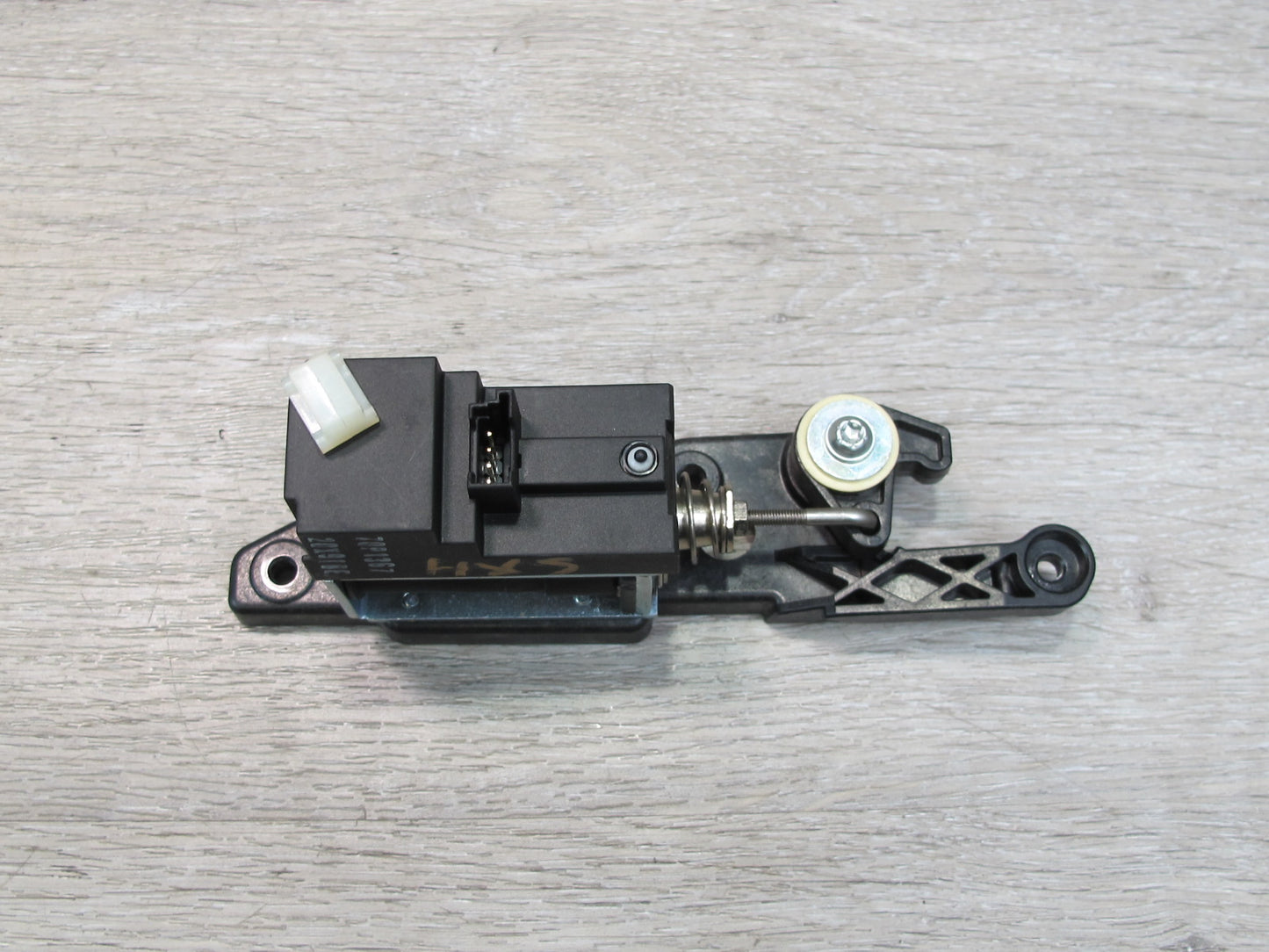 2008-2014 BMW E71 E72 X6 Glove Box Lock Latch