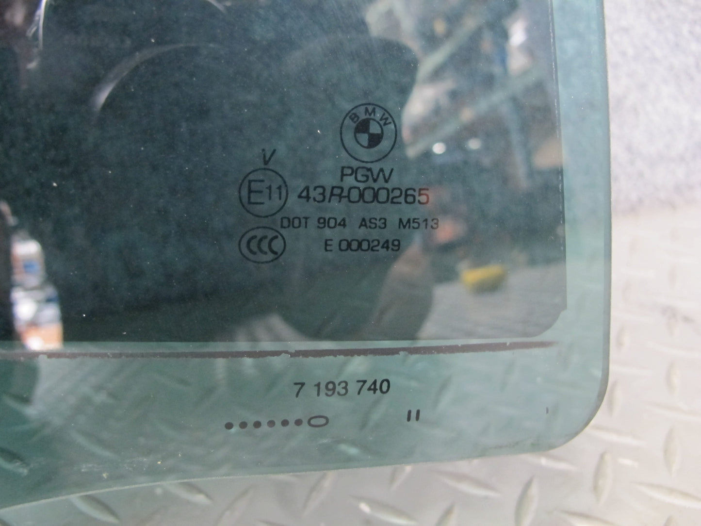 2008-2014 BMW E71 E72 X6 Rear Right Door Glass Window