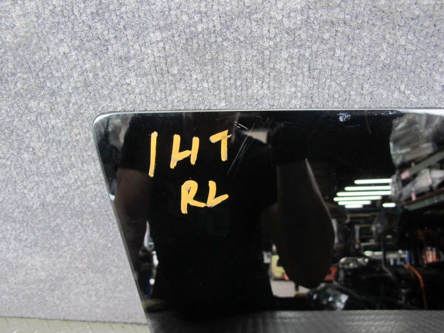 2003-2007 Hummer H2 Rear Left Driver Side Quarter Glass Window