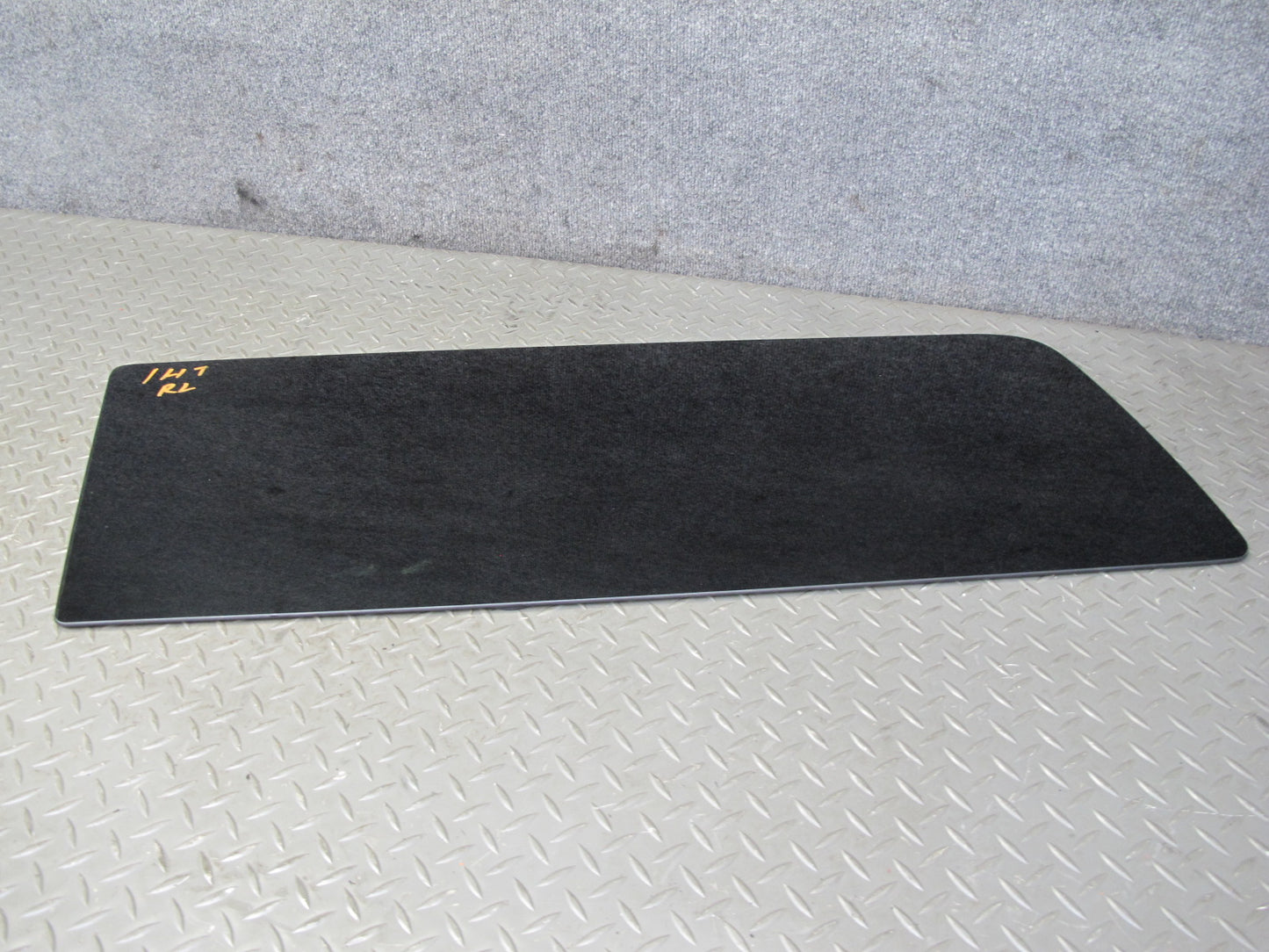 2003-2007 Hummer H2 Rear Left Driver Side Quarter Glass Window