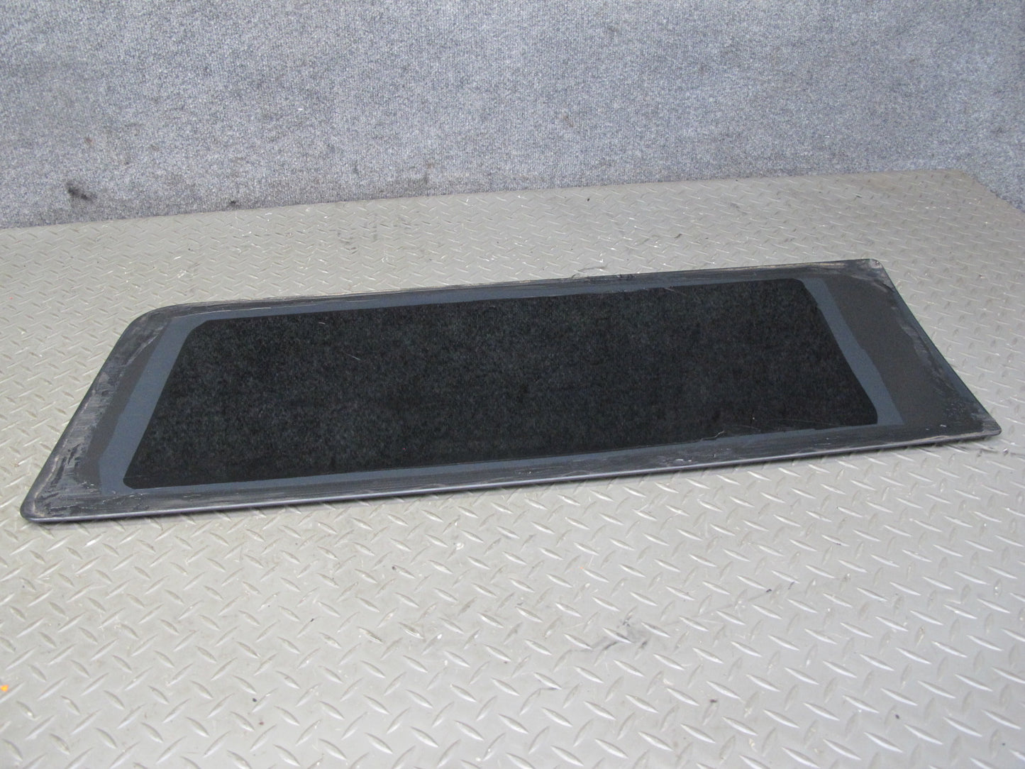 2003-2007 Hummer H2 Rear Left Driver Side Quarter Glass Window