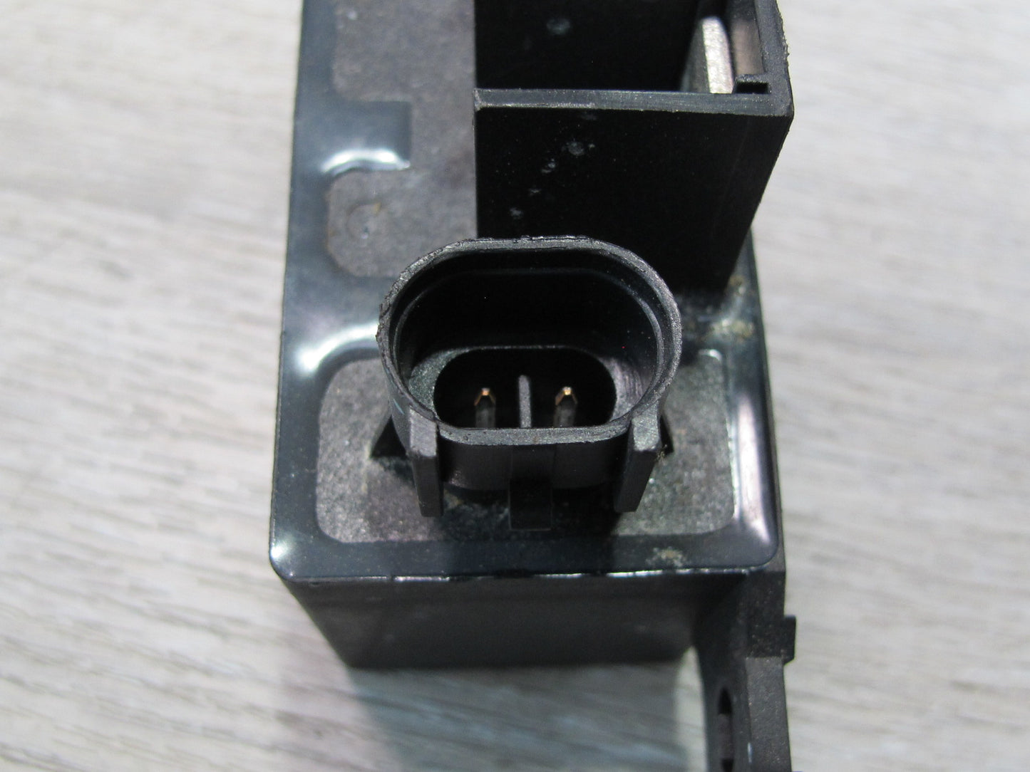 2008-2014 BMW E71 E72 X6 Engine Cooling Fan Relay Control Module 7661503
