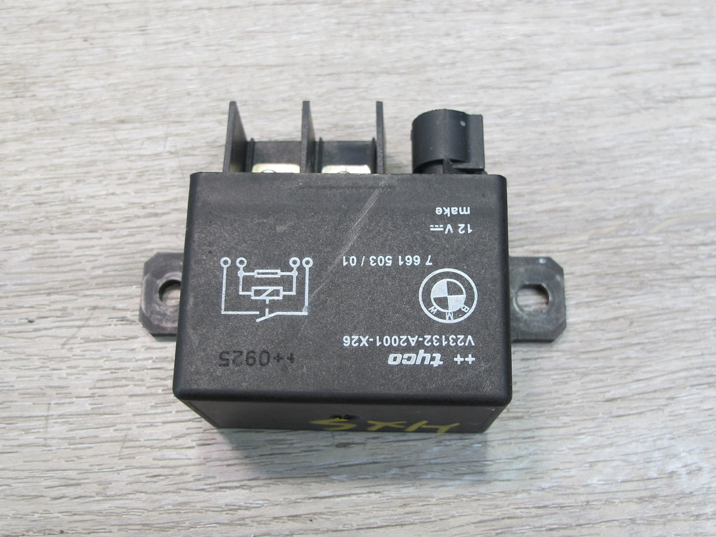 2008-2014 BMW E71 E72 X6 Engine Cooling Fan Relay Control Module 7661503