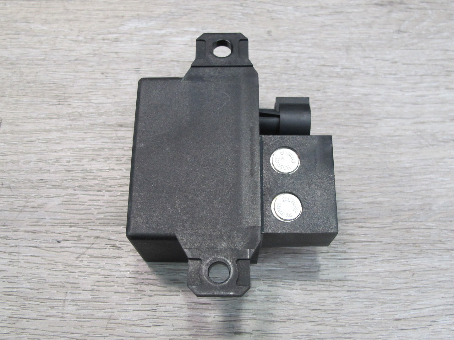 2008-2014 BMW E71 E72 X6 Engine Cooling Fan Relay Control Module 7661503