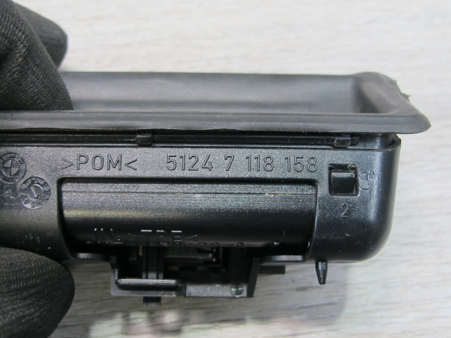 2008-2014 BMW E71 E72 X6 Rear Trunk Lid Tailgate Open Release Button Handle