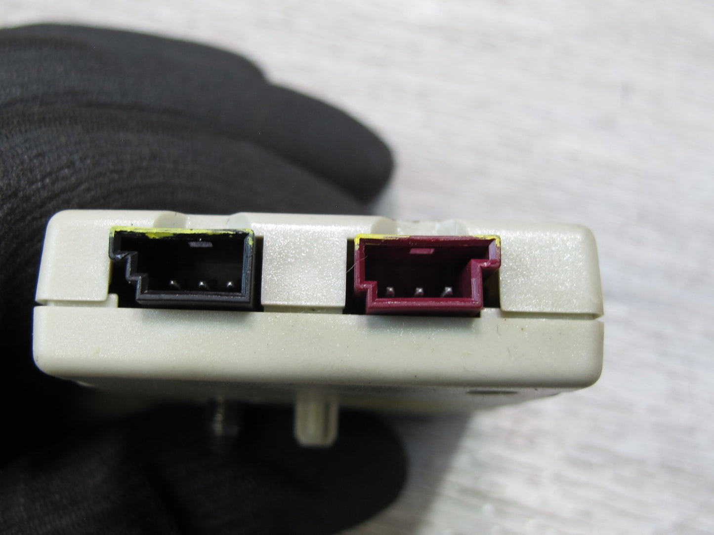 2008-2014 BMW E71 E72 X6 Radio Antenna Suppression Filter Amplifier Module