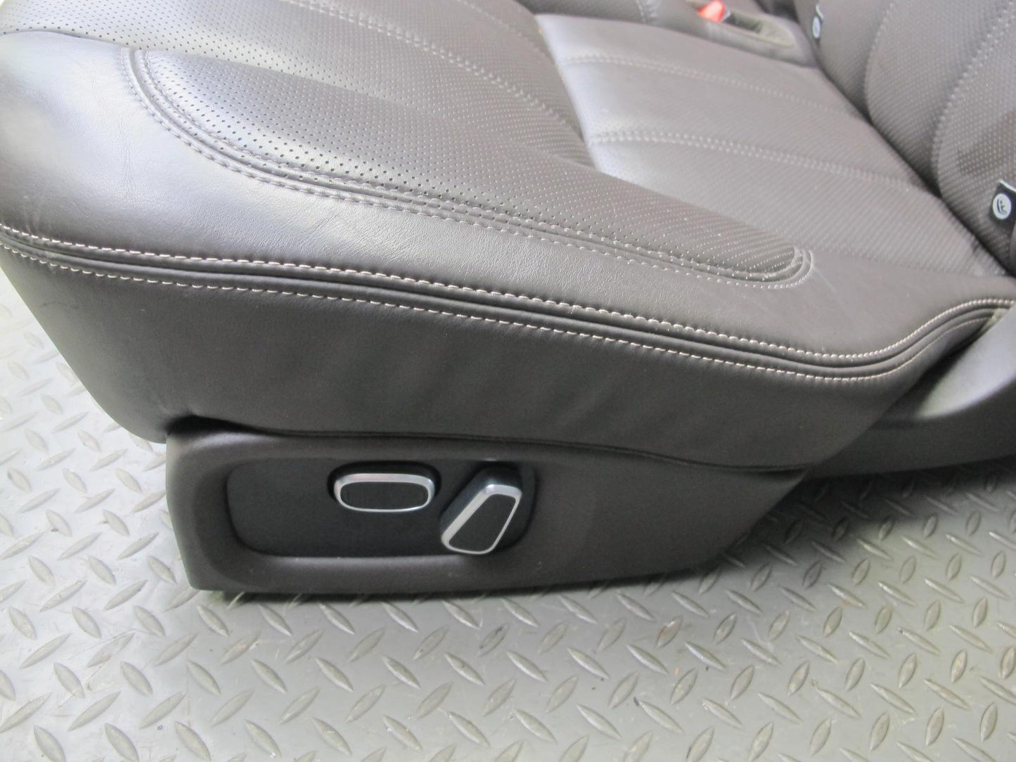 2013-2017 Land Range Rover L405 Autobiography Rear Left & Right Leather Seat Set