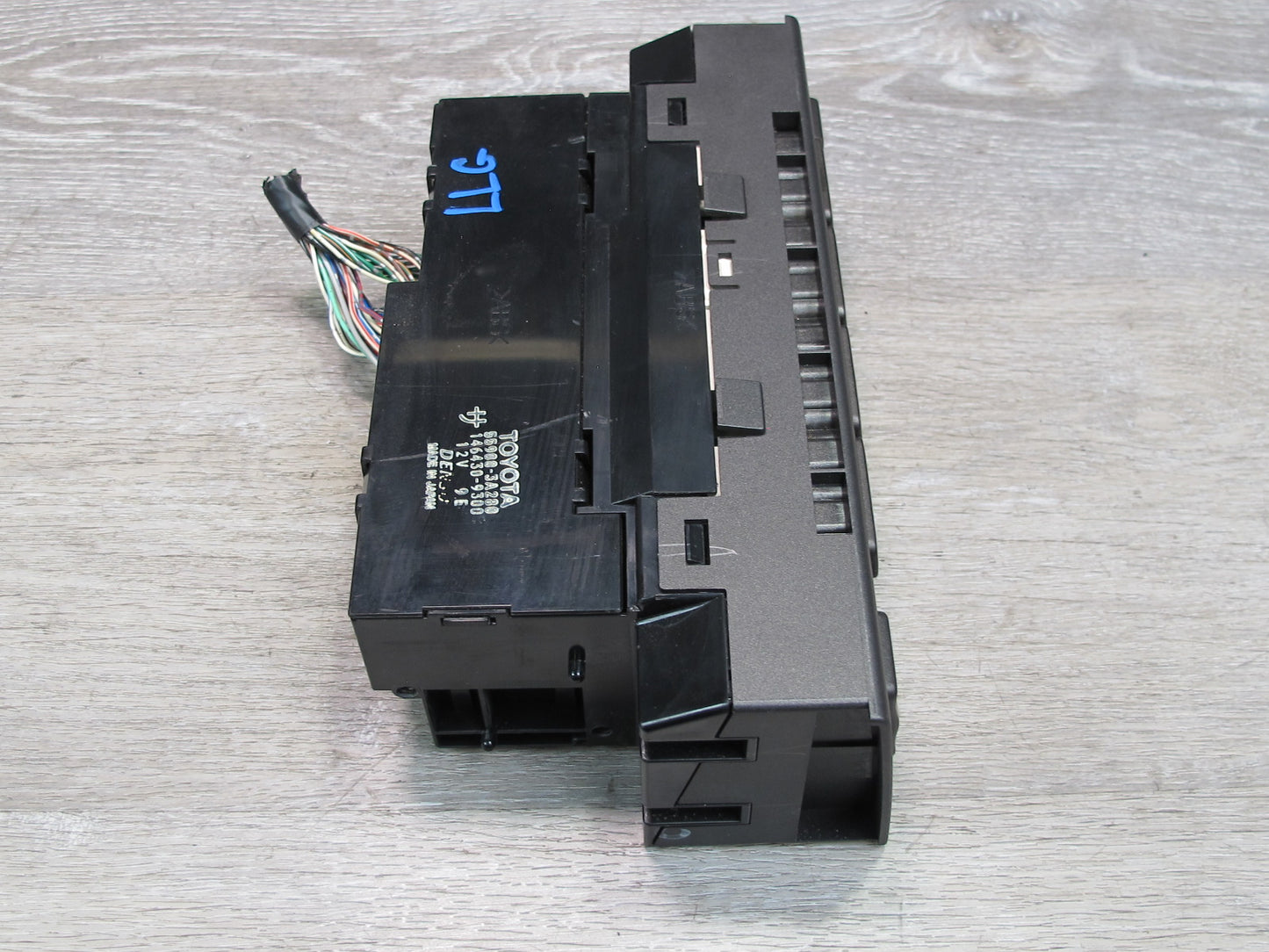 01-05 Lexus GS430 GS300 A/C Heater Climate Control Unit 55900-3A280 OEM