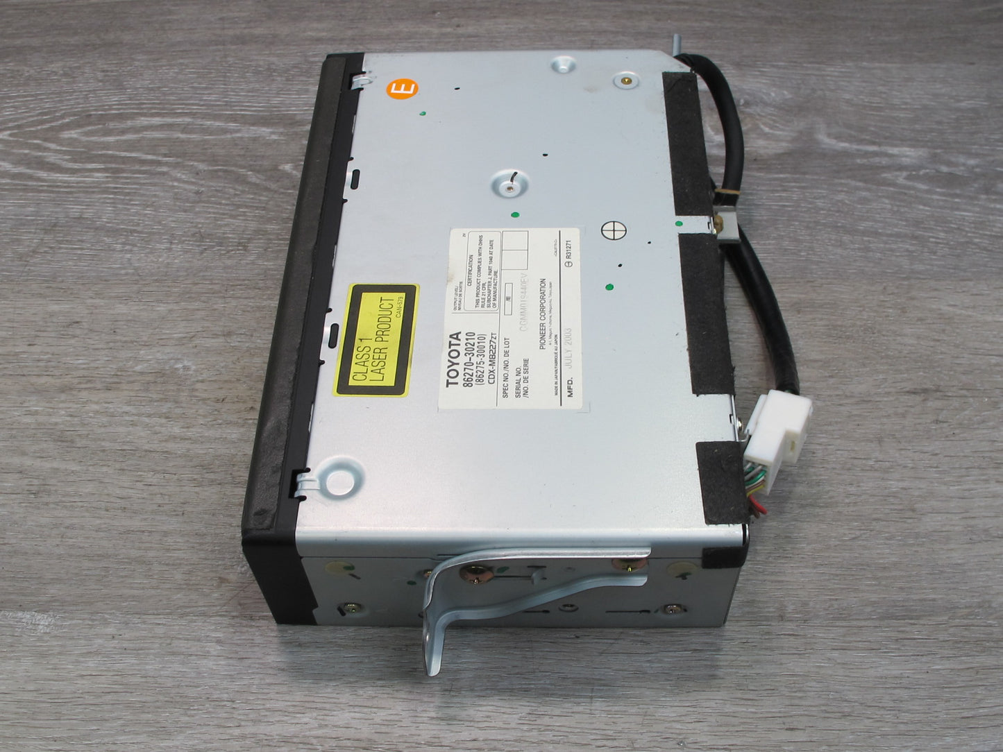03-05 Lexus JZS160L GS430 GS300 CD Changer w Magazine 86270-30210 OEM