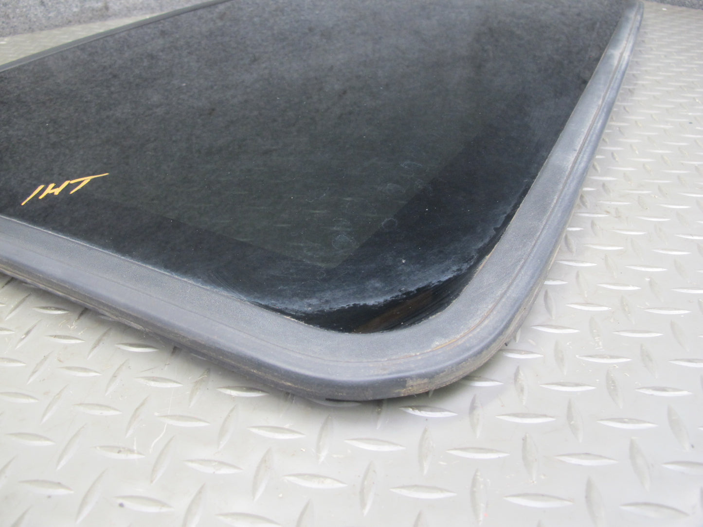 2003-2009 Hummer H2 Front Upper Sunroof Glass Window Panel