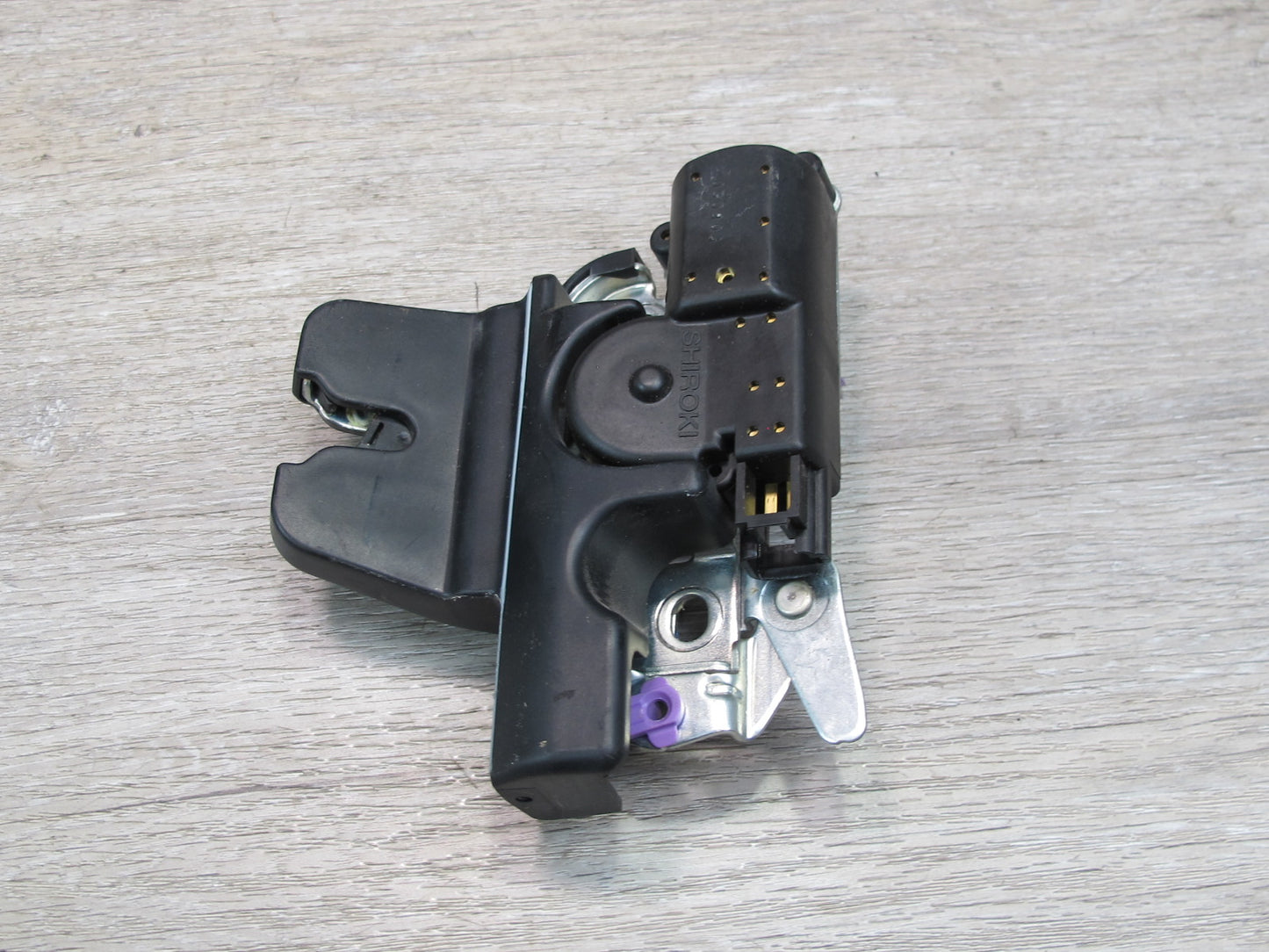 01-05 Lexus JZS160L GS430 GS300 Rear Trunk Lock Latch Actuator OEM