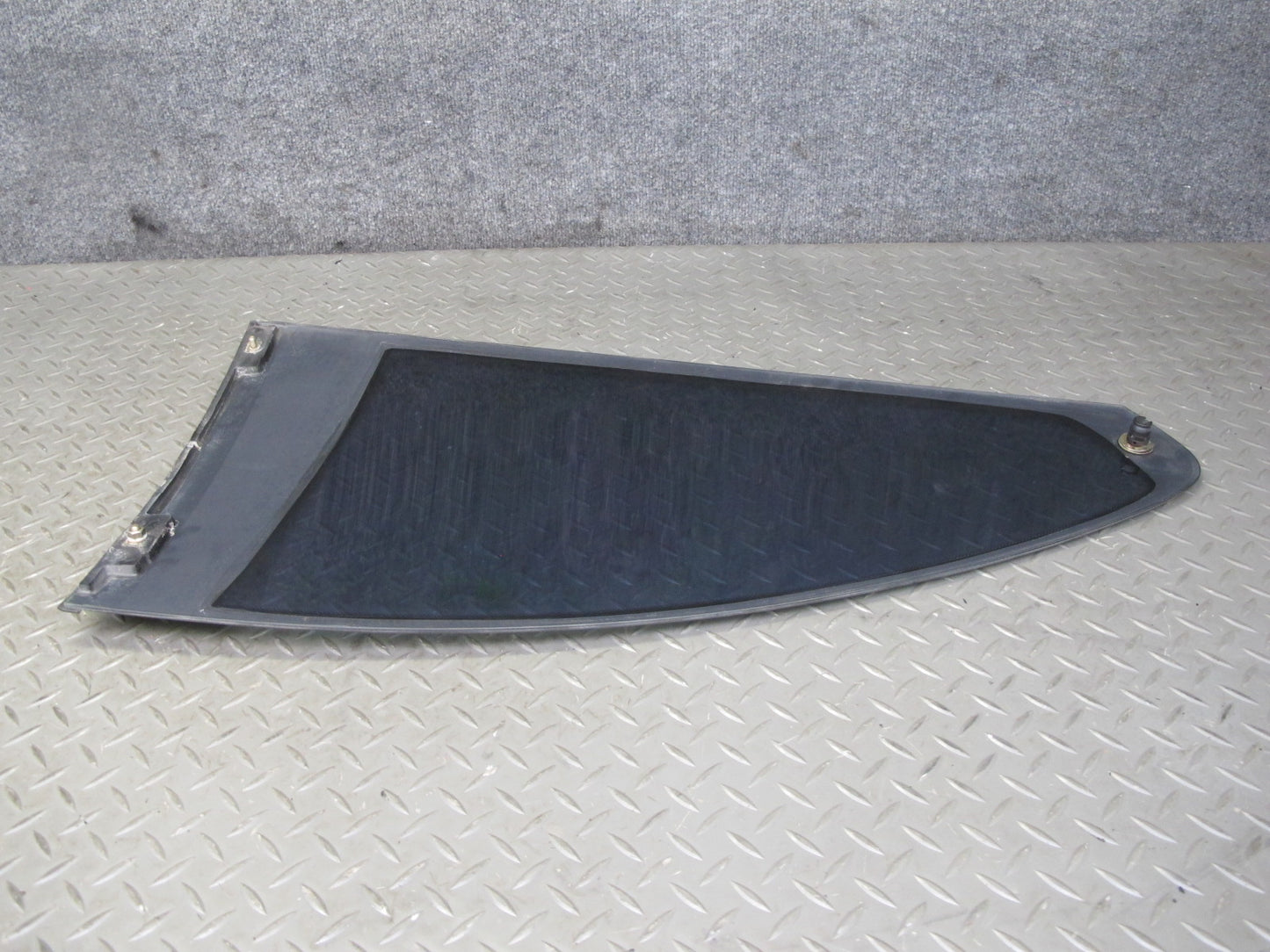 2001-2006 BMW E46 Coupe Rear Left Quarter Glass Window w Weatherstrip Seal