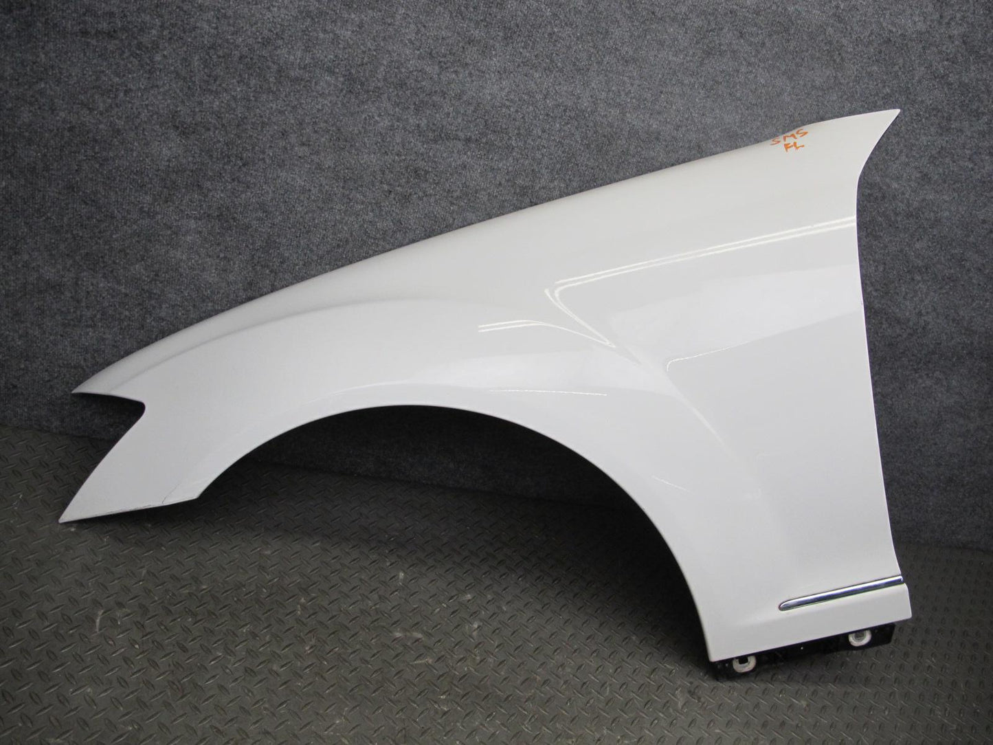 07-13 Mercedes W221 S-class Front Left Fender Shell Panel Cover White OEM