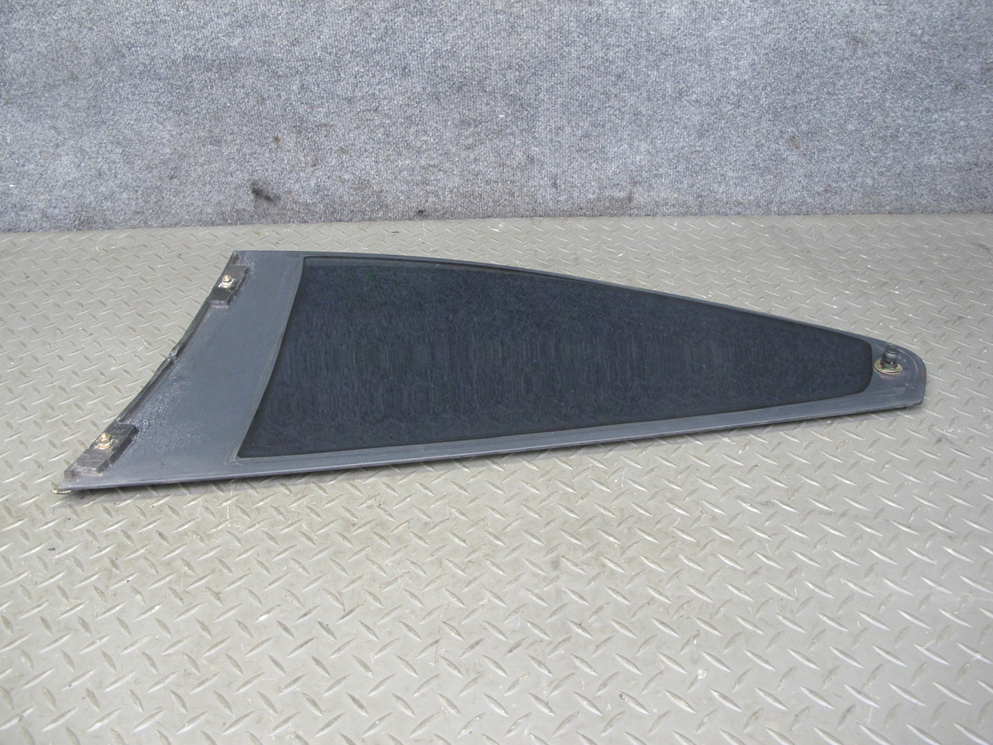 2001-2006 BMW E46 Coupe Rear Right Quarter Glass Window w Weatherstrip Seal