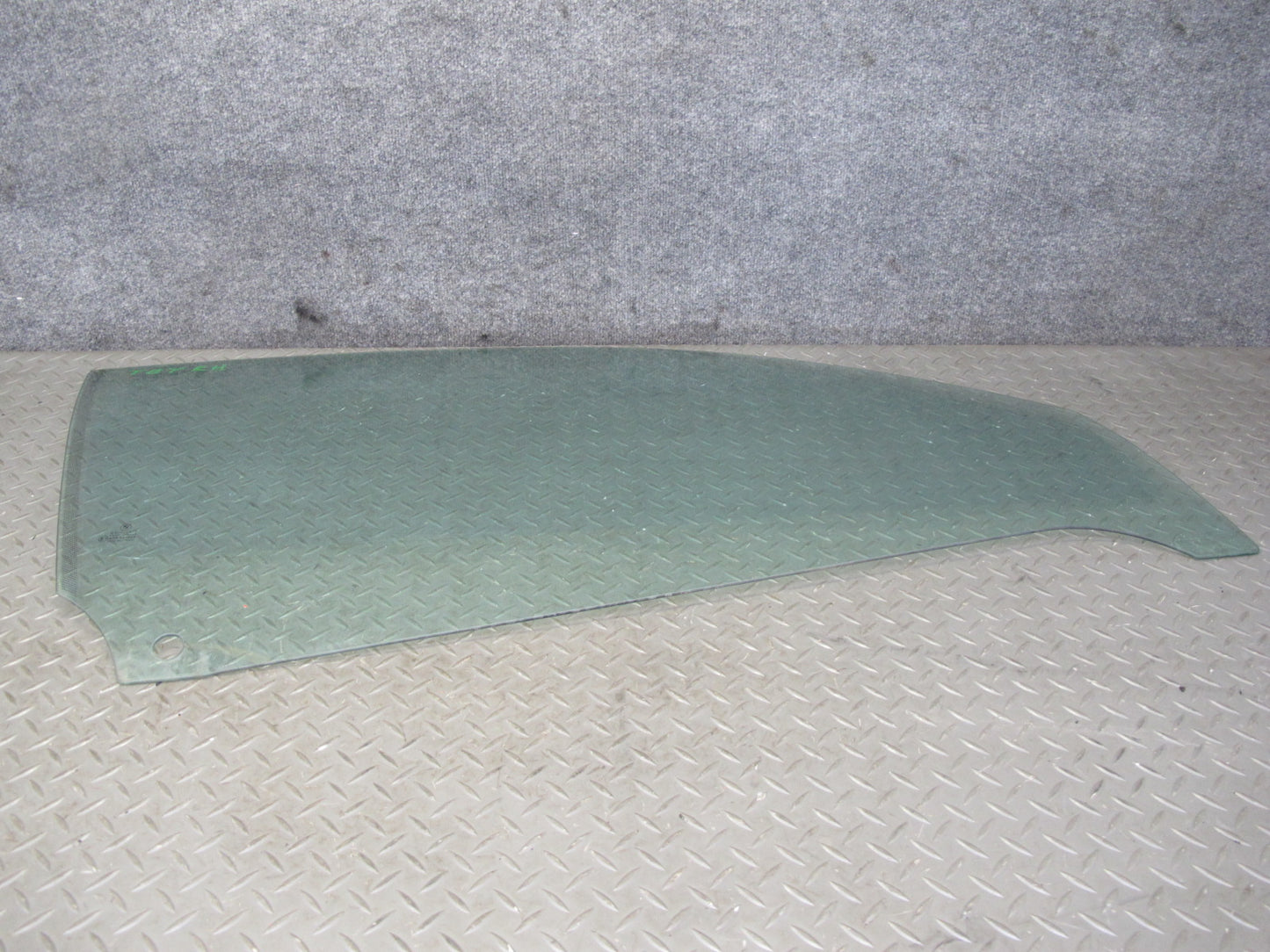 2001-2006 BMW E46 Coupe Right Door Glass Window