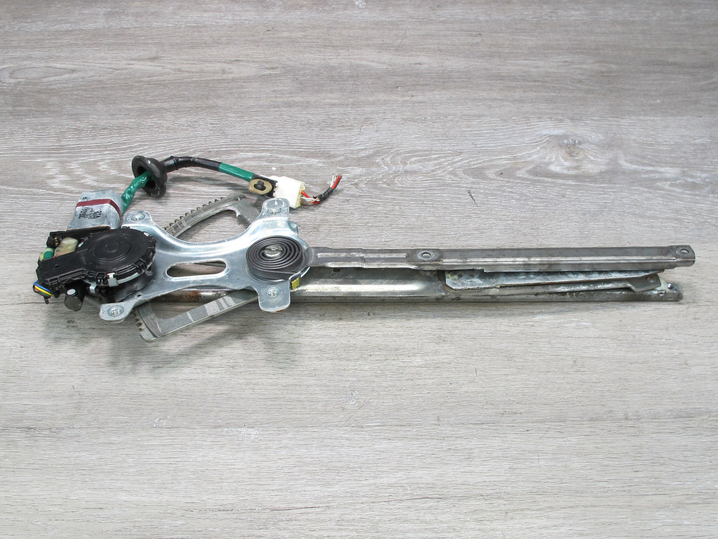 98-05 Lexus GS400 GS430 GS300 Front Right Door Window Regulator w Motor OEM