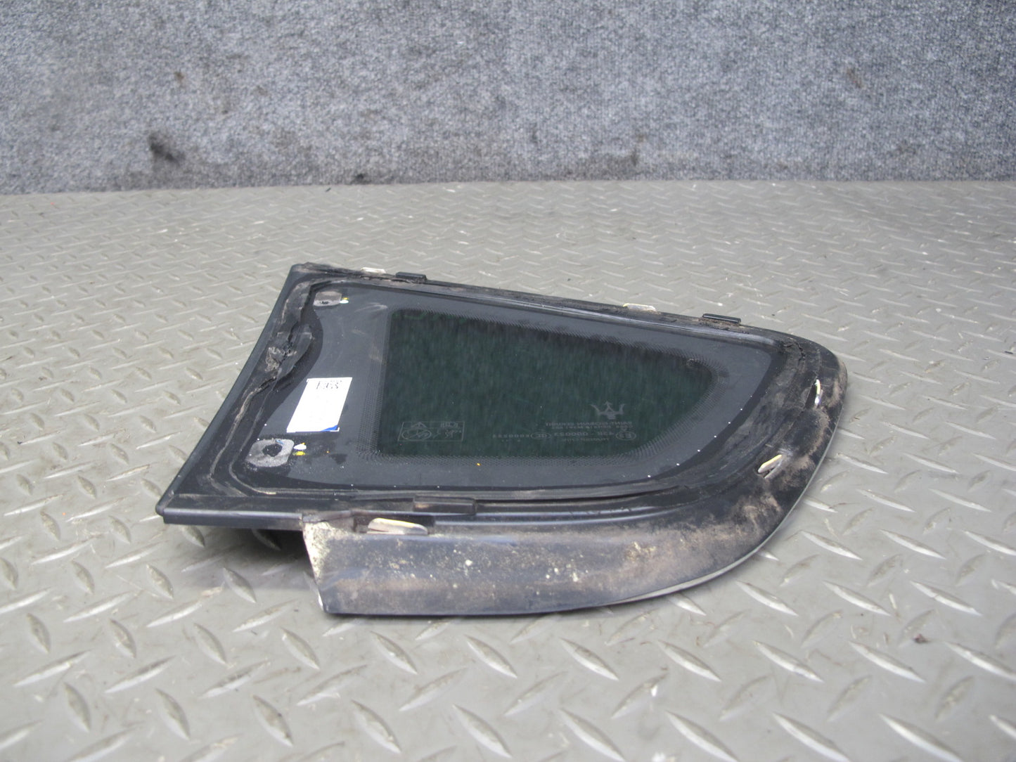 2017-2020 Maserati Levante M161 Rear Right Quarter Corner Glass Window