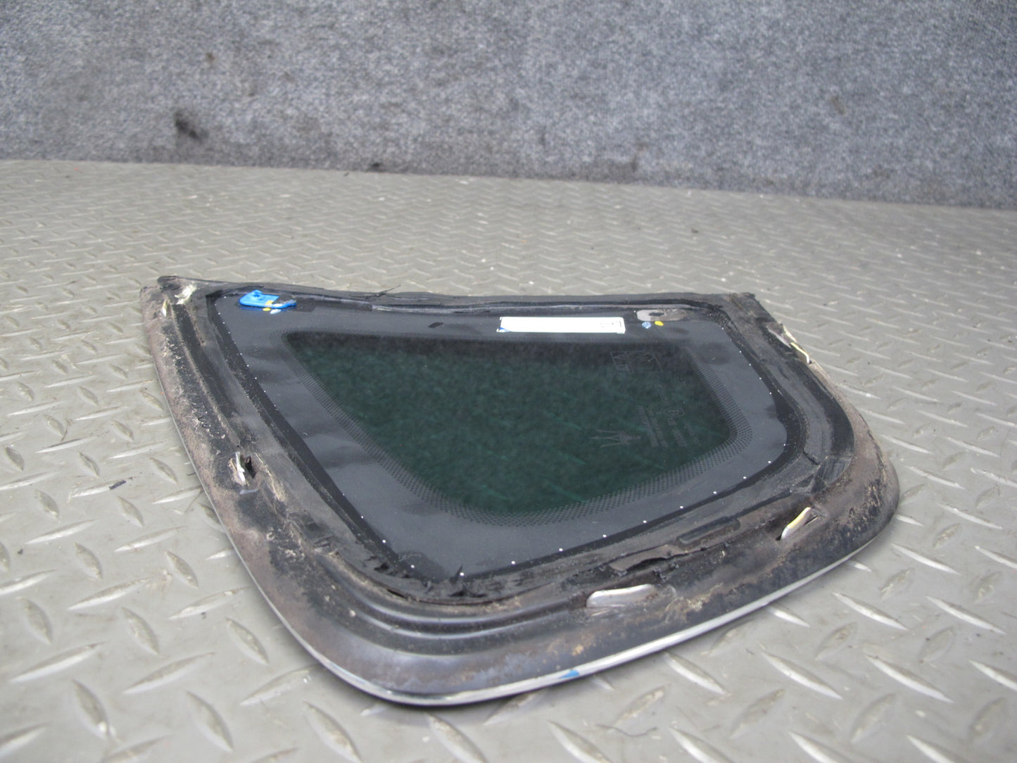 2017-2020 Maserati Levante M161 Rear Left Quarter Corner Glass Window