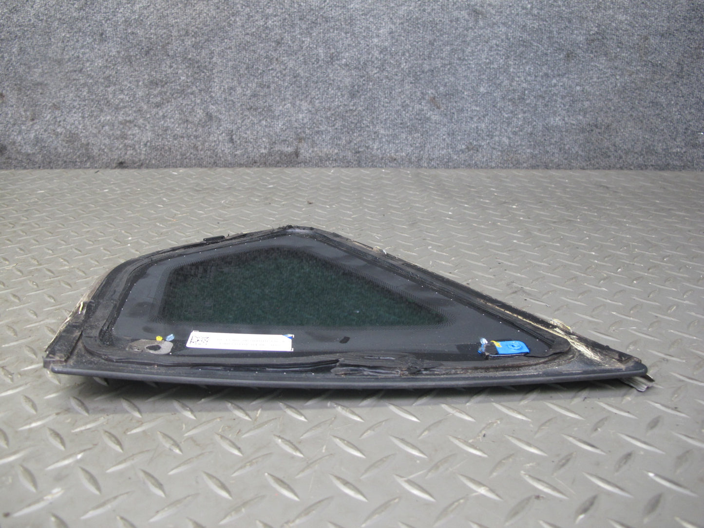 2017-2020 Maserati Levante M161 Rear Left Quarter Corner Glass Window