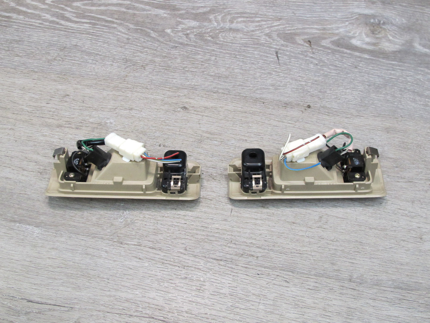 98-05 Lexus GS400 GS430 GS300 Upper Overhead Dome Reading Light Lamp Set OEM