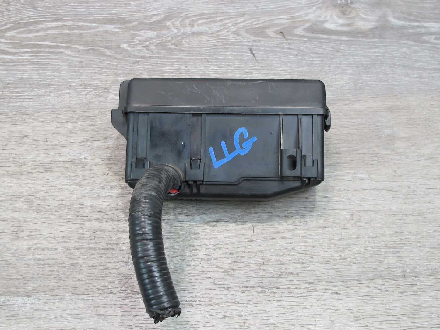 01-05 Lexus JZS160L GS300 GS430 Underhood Fuse Relay Box 3138XA1 OEM