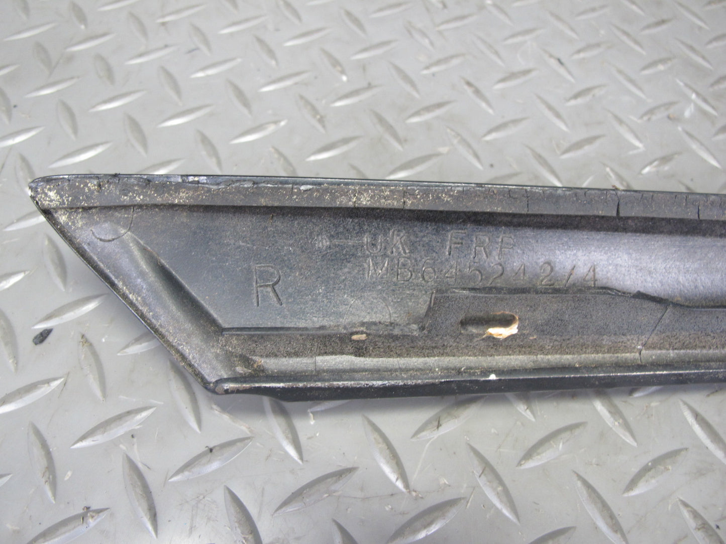 91-99 Mitsubishi 3000GT Coupe Right & Left Exterior A Pillar Trim Panel Set OEM