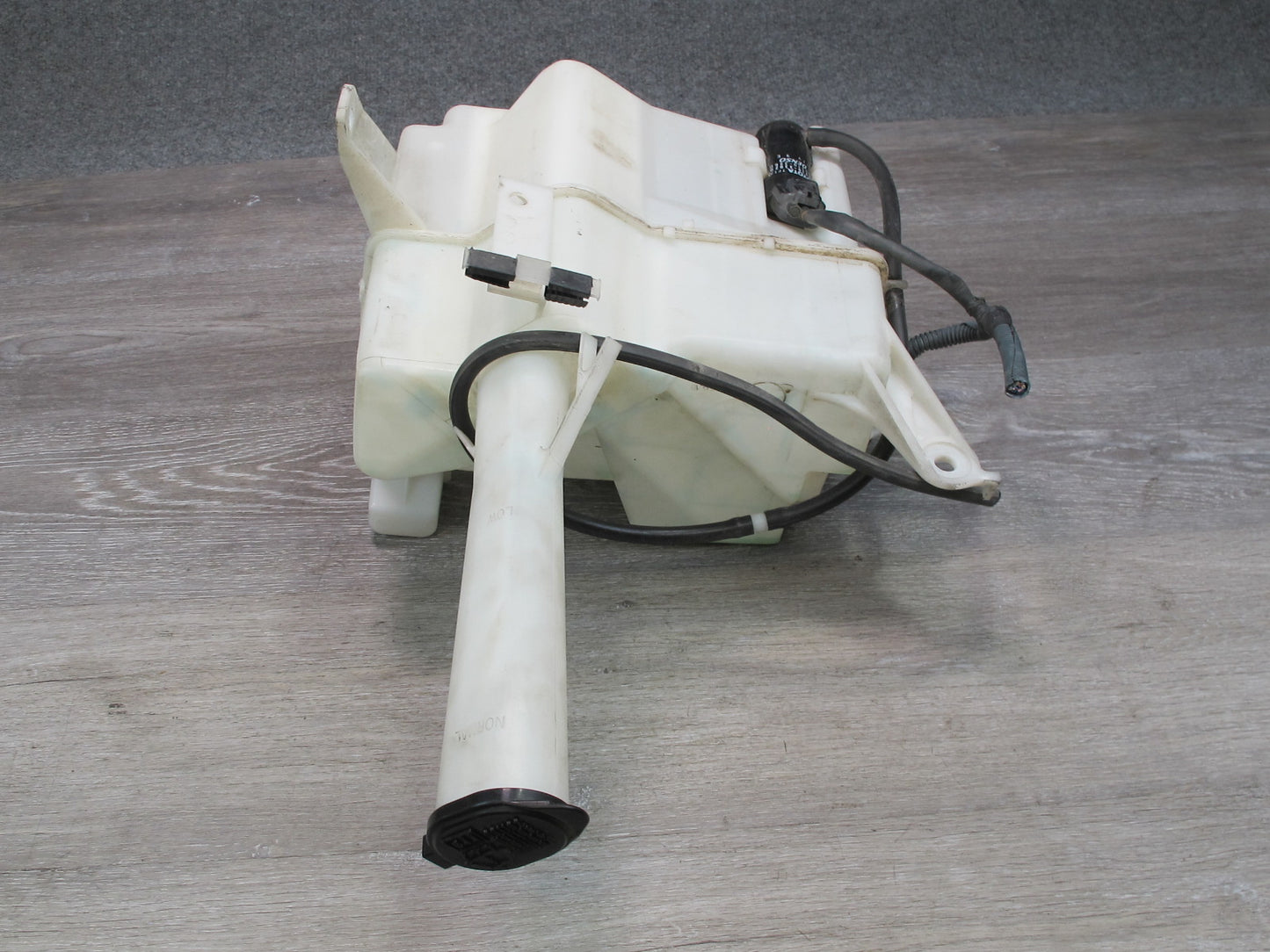 98-05 Lexus GS400 GS430 GS300 Windshield Washer Fluid Reservoir Tank w Pump OEM