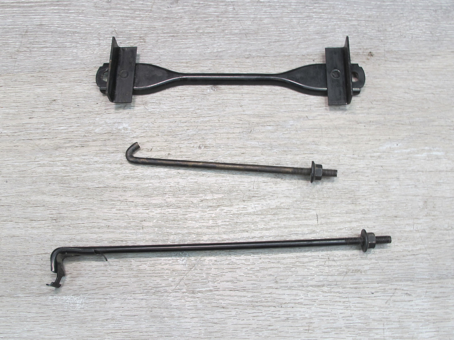 98-05 Lexus JZS160L GS400 GS430 GS300 Battery Tray Base Holder Bracket Set OEM