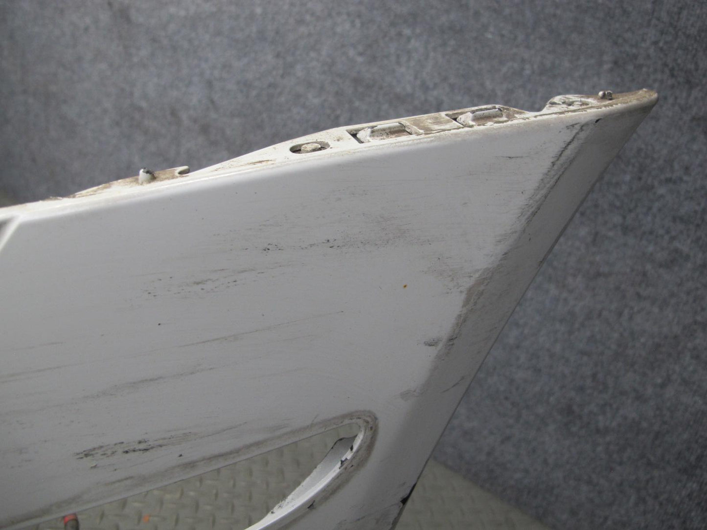 07-09 Mercedes W221 S AMG Front Bumper Cover w Fog Light & PDC White Damaged