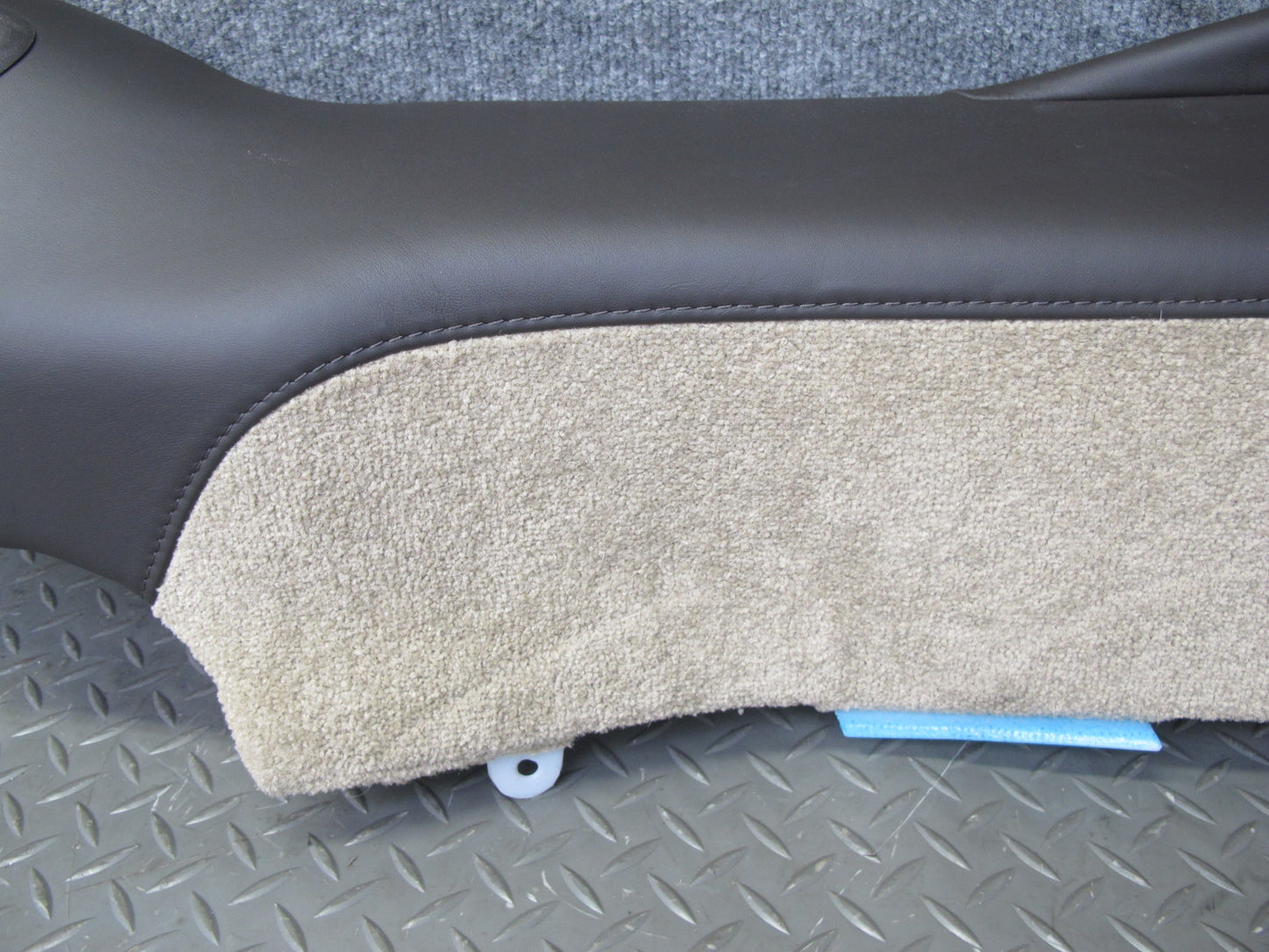 2013-2019 Land Range Rover L405 Rear Interior C Pillar Bolster Trim Panel Set