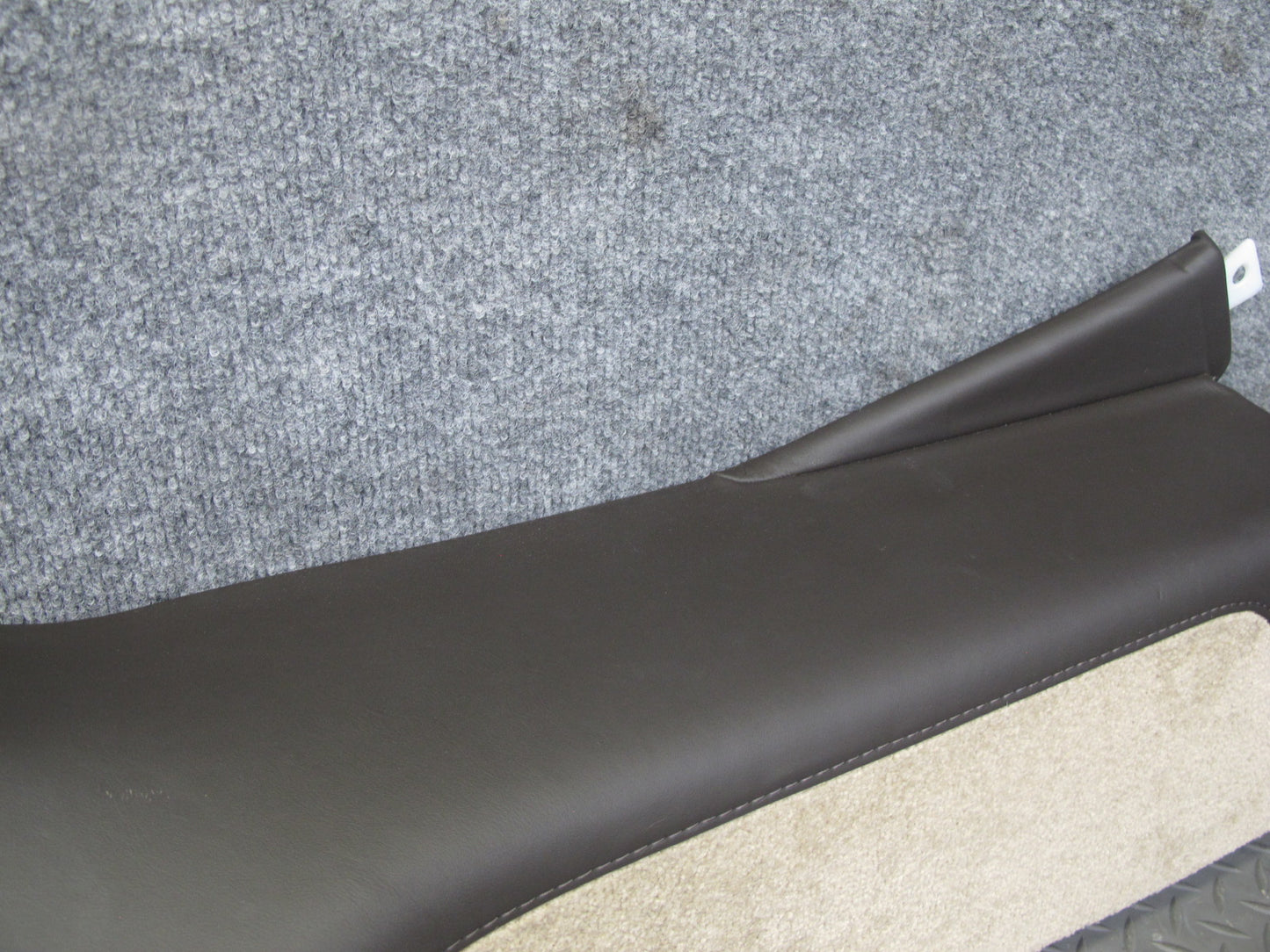 2013-2019 Land Range Rover L405 Rear Interior C Pillar Bolster Trim Panel Set