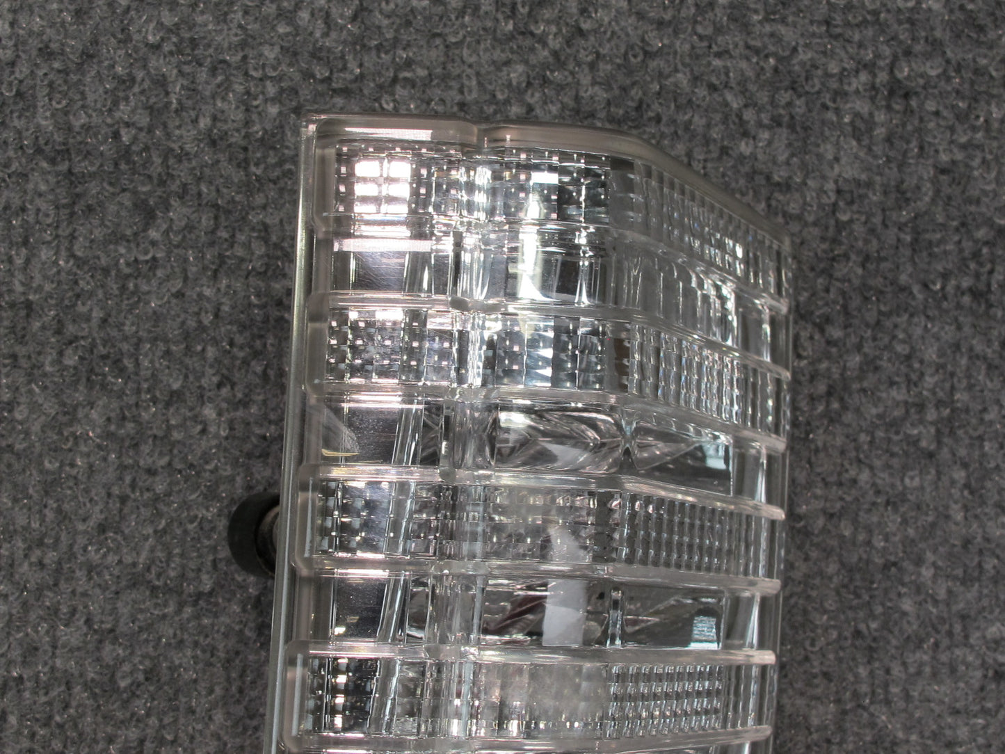 2003-2007 Lexus UZJ100L LX470 Rear Tail Gate Right Pass Side Back UP Light Lamp