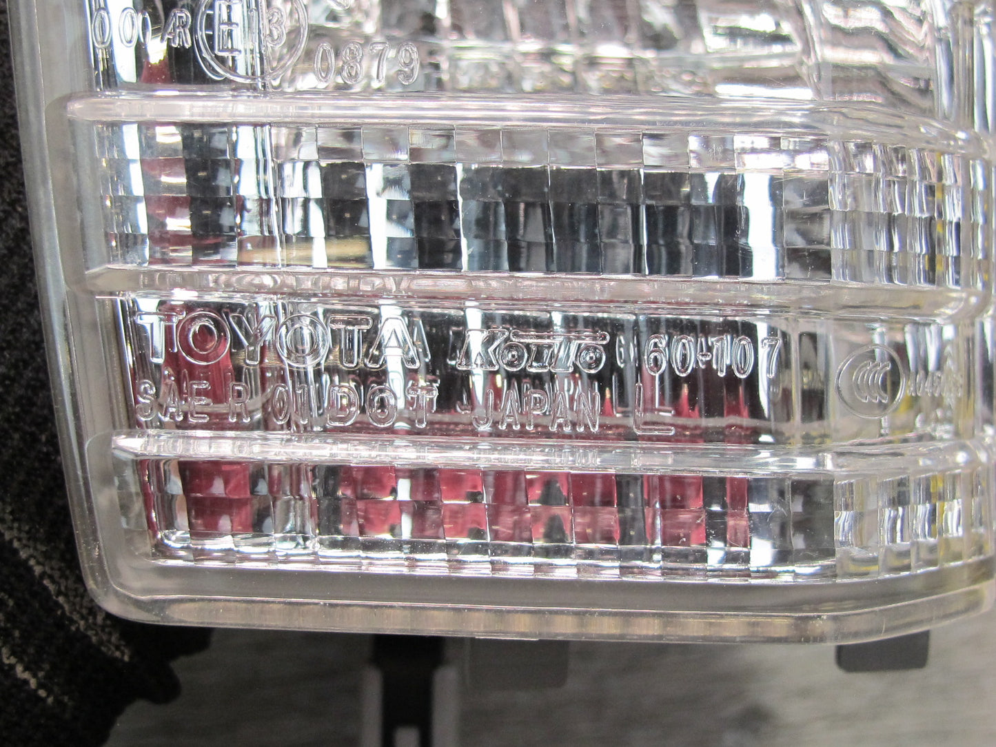 2003-2007 Lexus UZJ100L LX470 Rear Tail Gate Left Driver Side Back UP Light Lamp