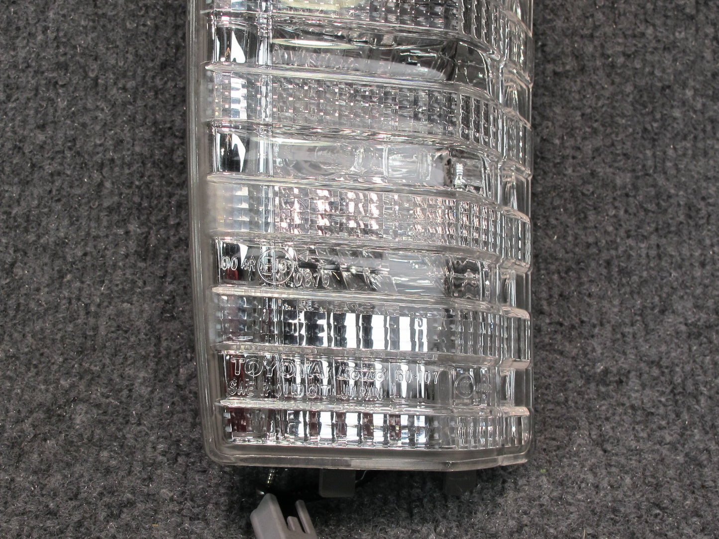 2003-2007 Lexus UZJ100L LX470 Rear Tail Gate Left Driver Side Back UP Light Lamp