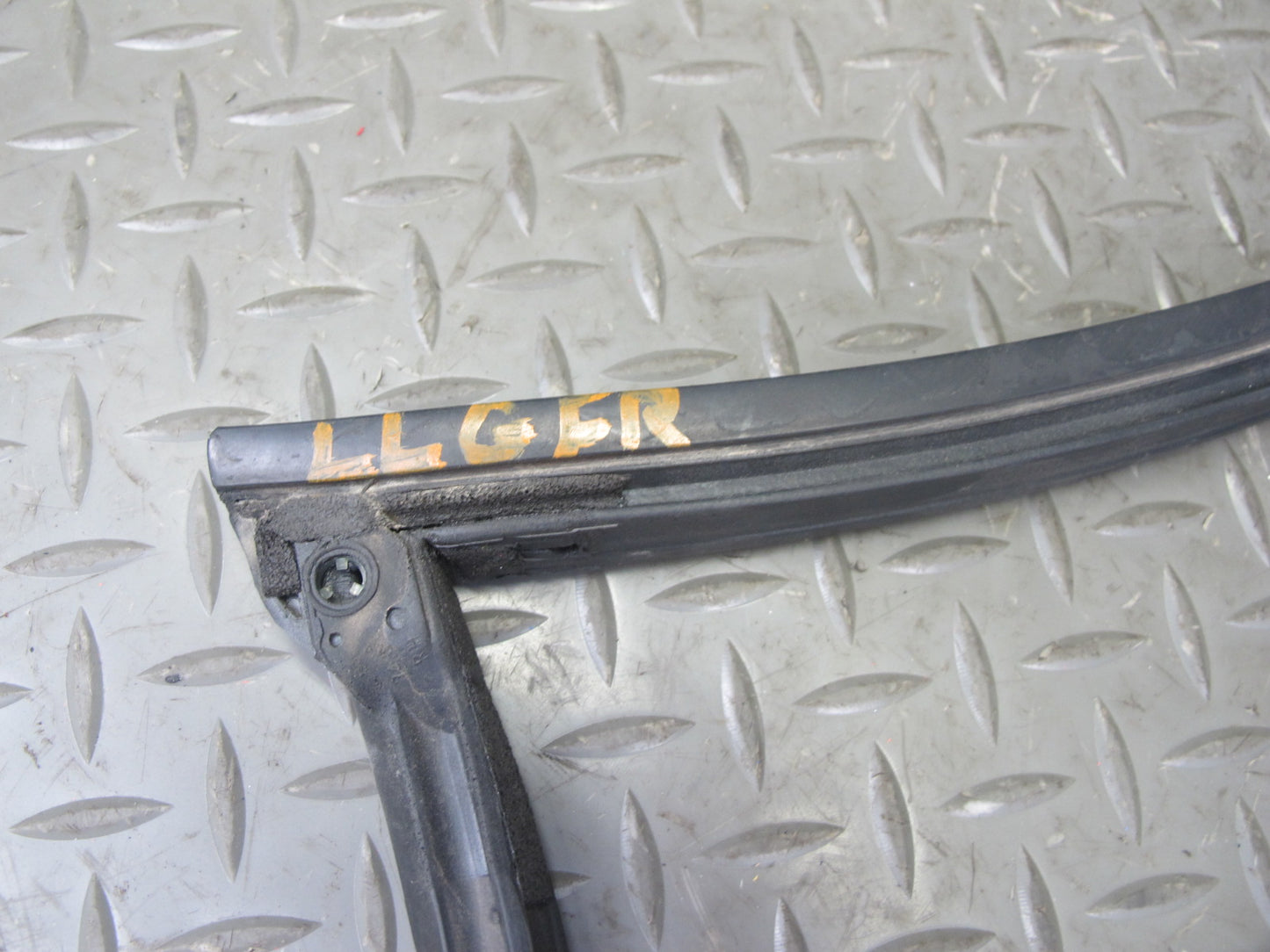 99-05 Lexus JZS160L GS430 GS300 Set of 4 Front & Rear Door Weatherstrip Seal OEM