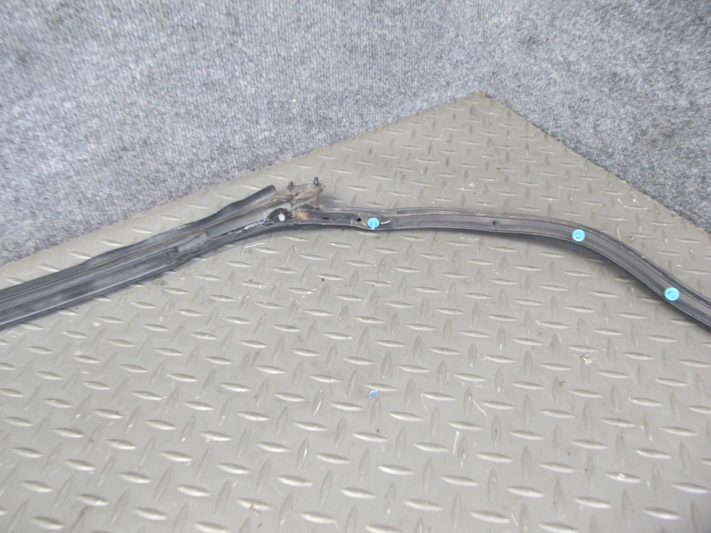 99-05 Lexus JZS160L GS430 GS300 Set of 4 Front & Rear Door Weatherstrip Seal OEM