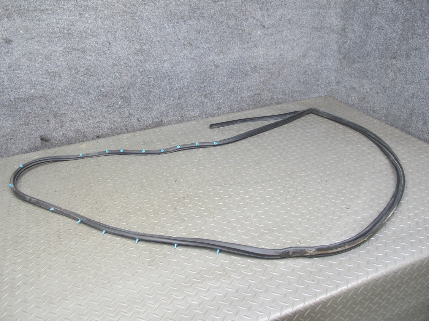 99-05 Lexus JZS160L GS430 GS300 Set of 4 Front & Rear Door Weatherstrip Seal OEM