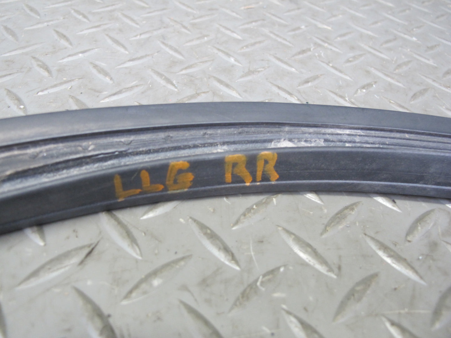 99-05 Lexus JZS160L GS430 GS300 Set of 4 Front & Rear Door Weatherstrip Seal OEM