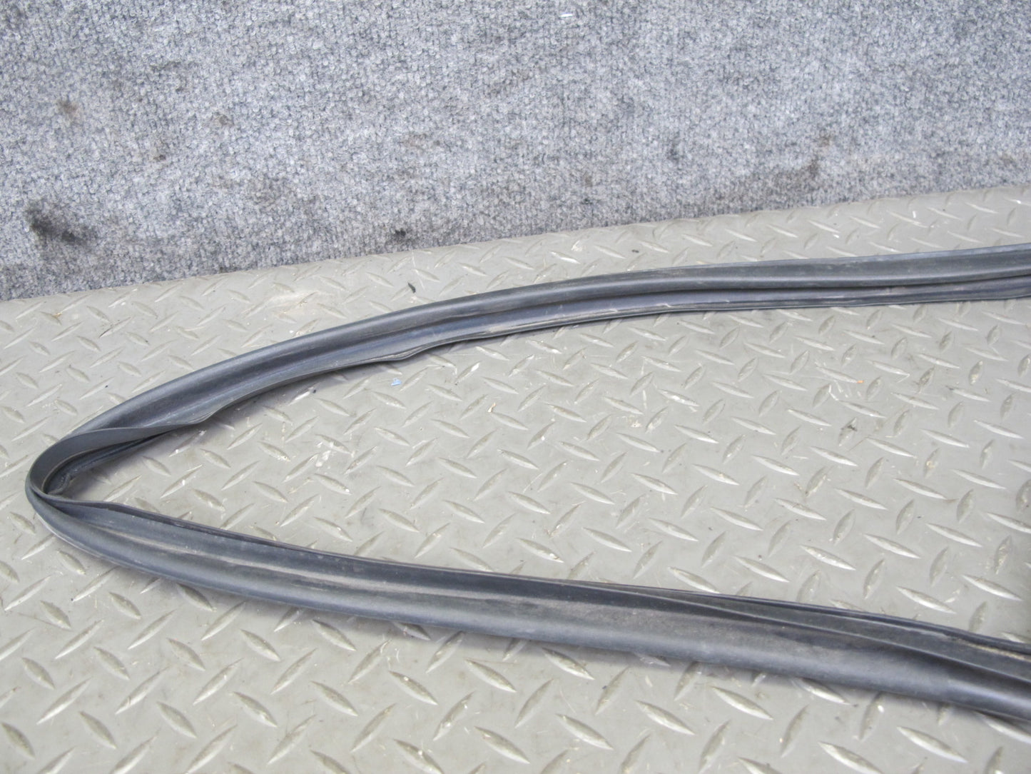 99-05 Lexus JZS160L GS430 GS300 Set of 4 Front & Rear Door Weatherstrip Seal OEM