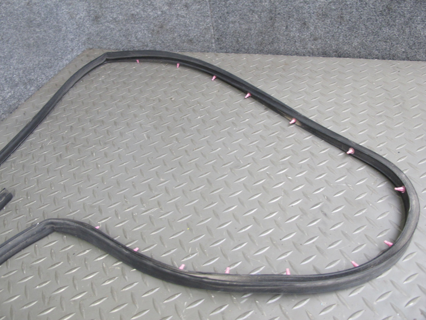 99-05 Lexus JZS160L GS430 GS300 Set of 4 Front & Rear Door Weatherstrip Seal OEM