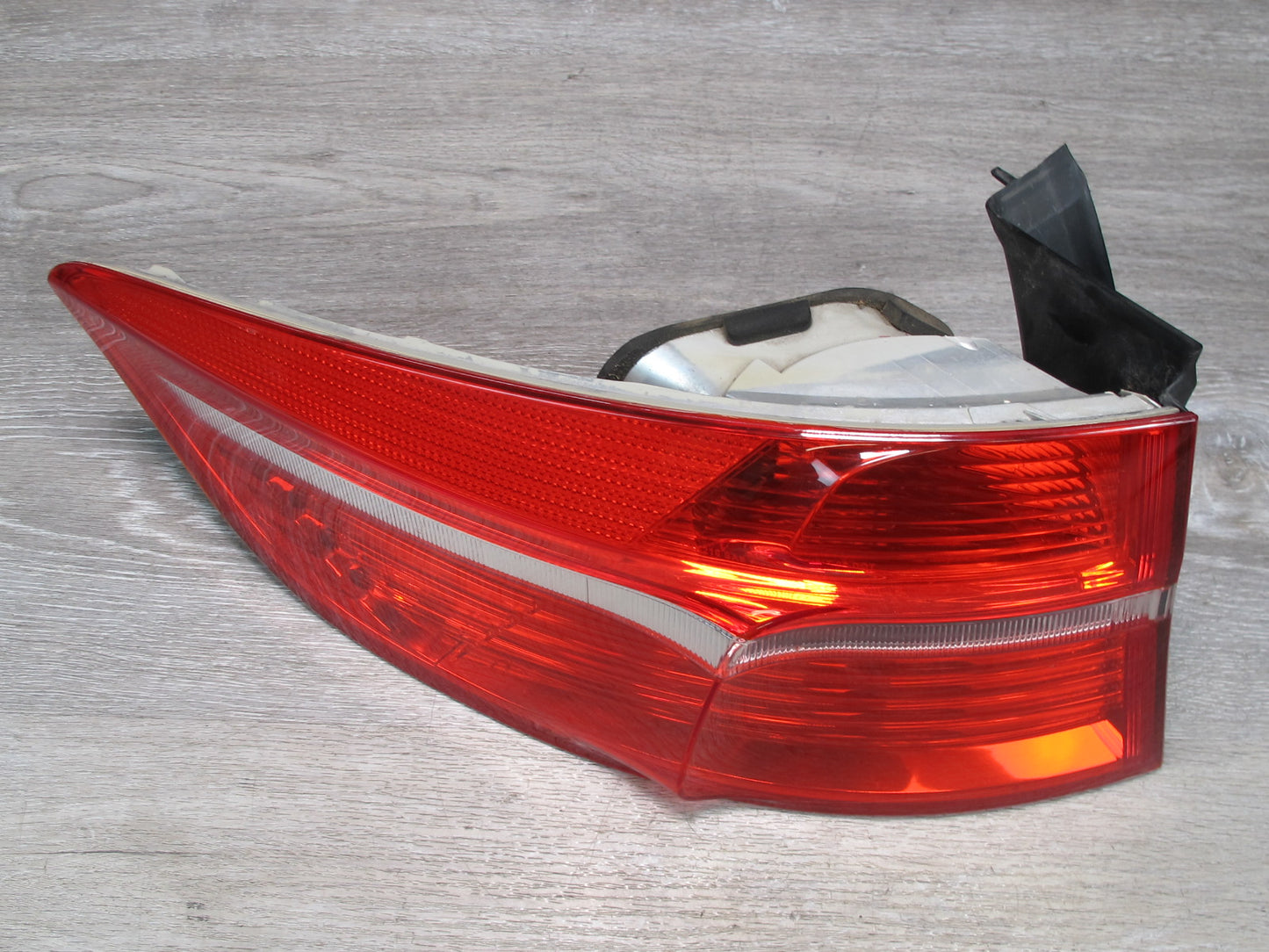 2008-2012 BMW E71 E72 X6 Rear Left Outer Tail Light Lamp 7179985