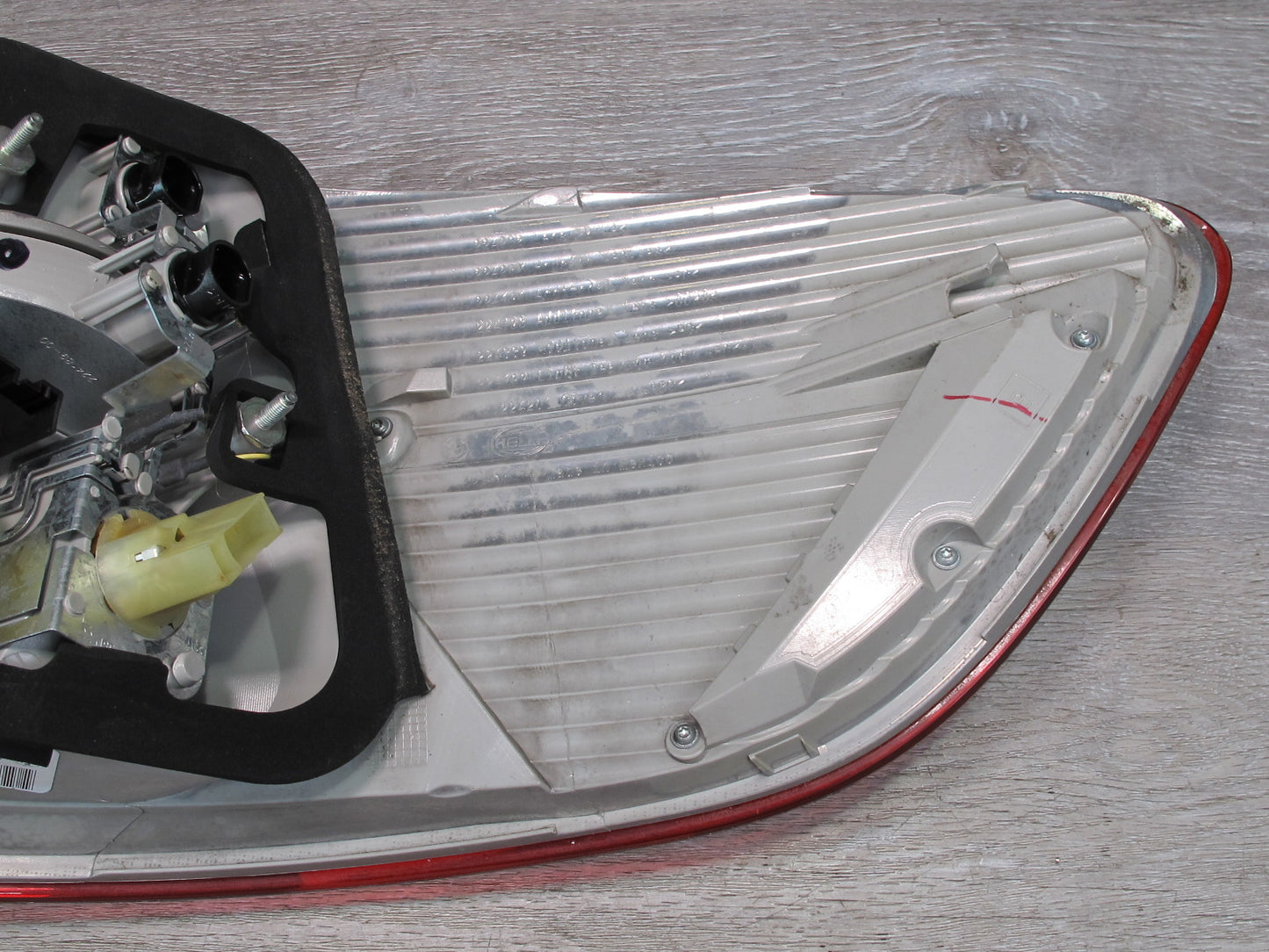 2008-2012 BMW E71 E72 X6 Rear Left Outer Tail Light Lamp 7179985