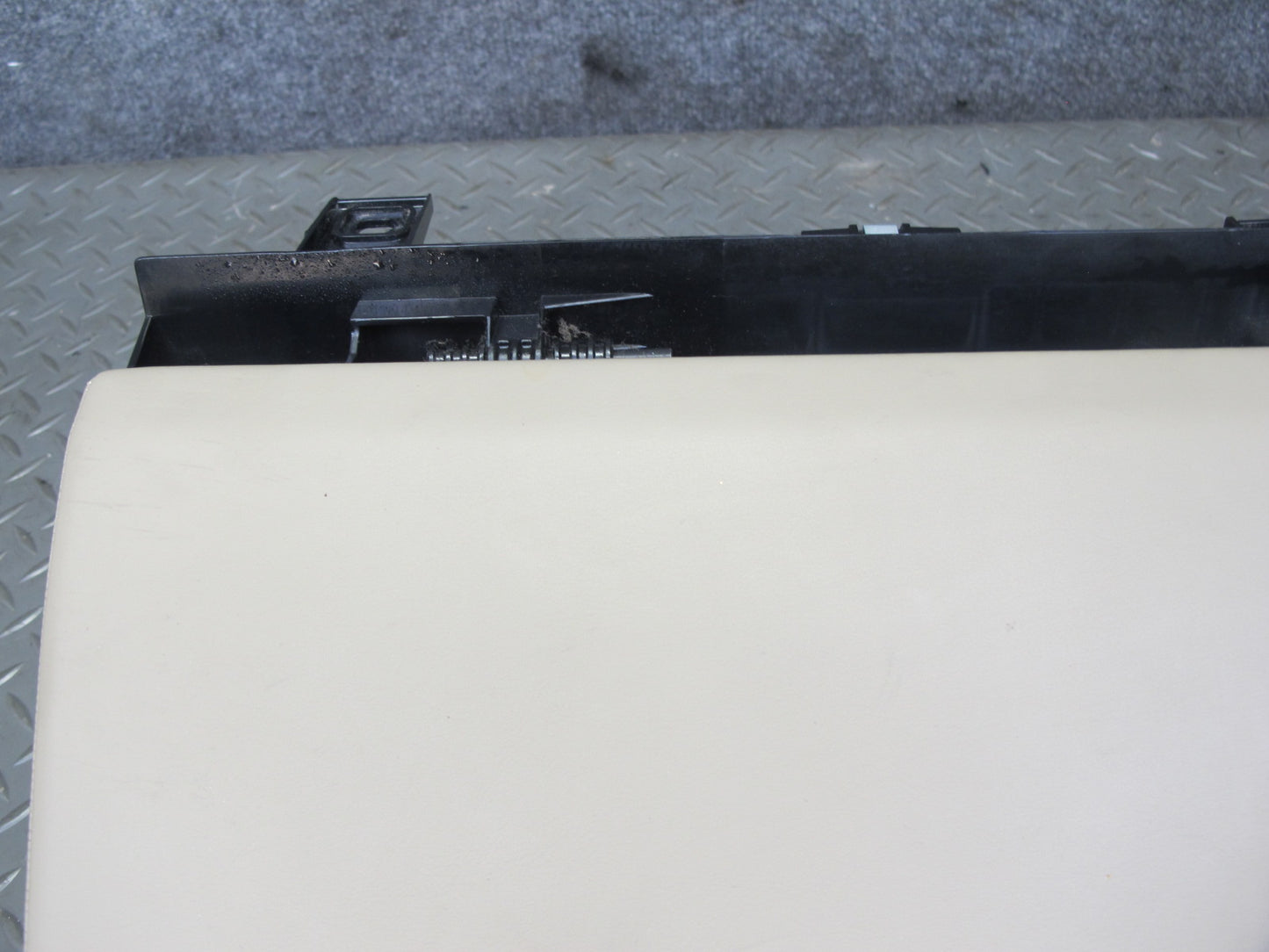 2013-2022 Land Range Rover L405 Dash Glove Box Compartment Storage